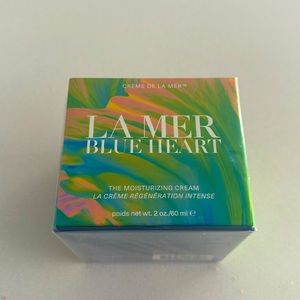 La Mer
Limited Edition Blue Heart Creme de la Mer, 2 oz.